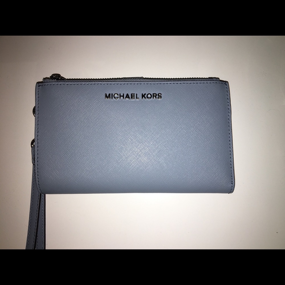 Michael Kors wristlet